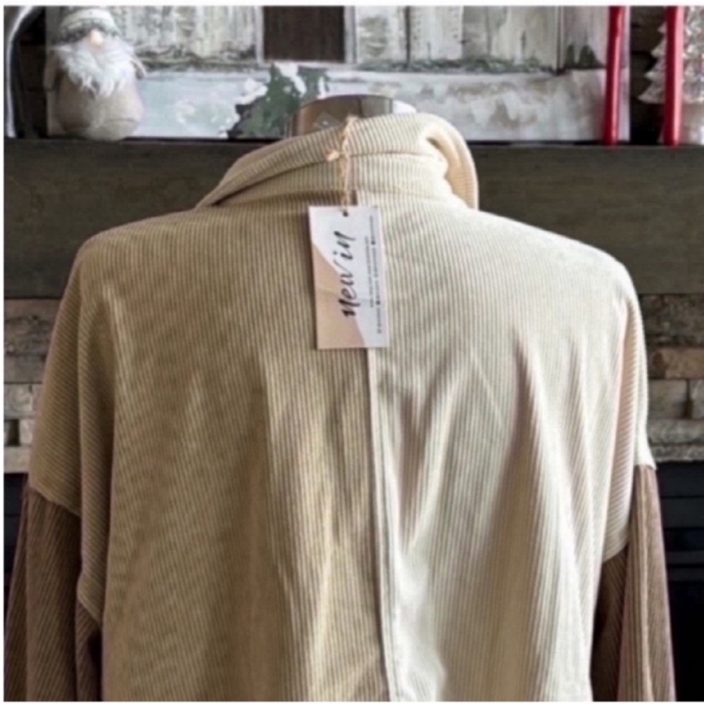 Cream and Tan Peplum Button Down Shirt - Picture 7 of 13